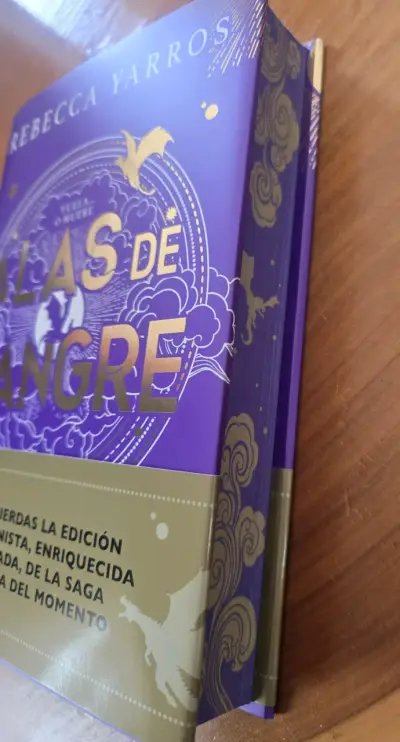 Libro 'Alas de Sangre' Edición Coleccionista - miniatura 4