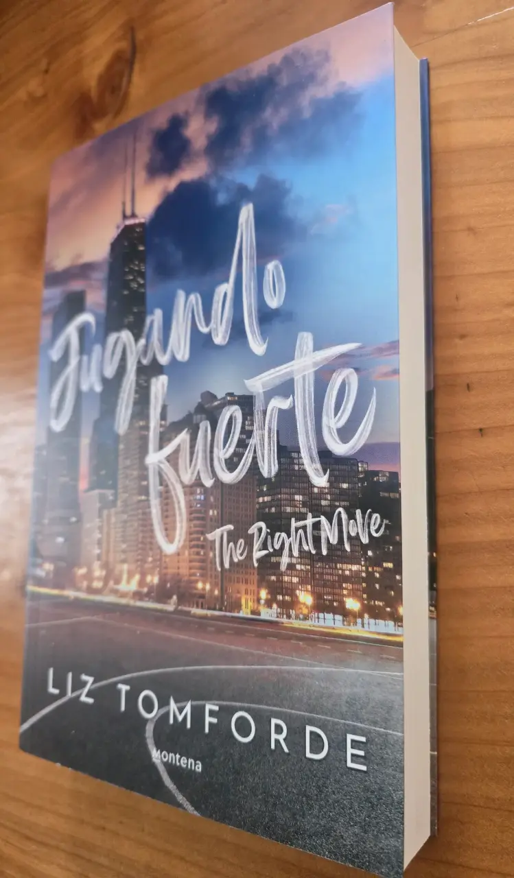 Libro 'Jugando Fuerte' de Liz Tomforde - 3
