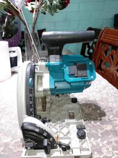 Sierra Circular Makita 36V con Baterías Incluidas - miniatura 6