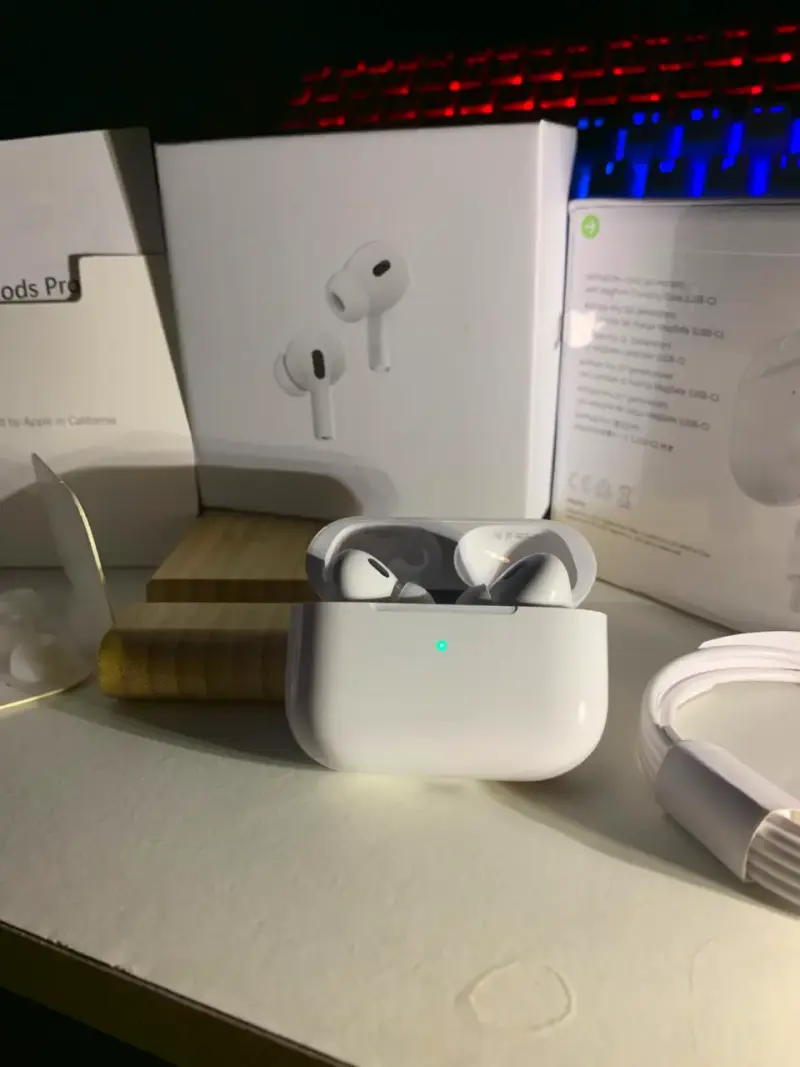 AirPods Pro 2 - 4