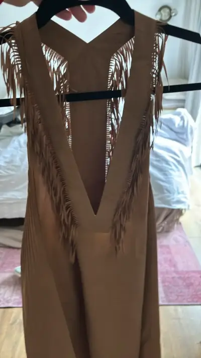 Vestido sin mangas marrón con flecos jazmín chebar - miniatura 3