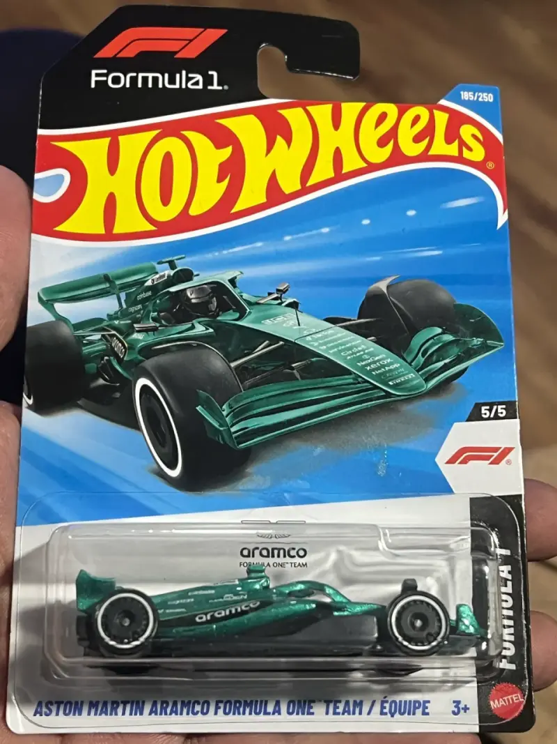 Auto de juguete Hot Wheels Aston Martin F1