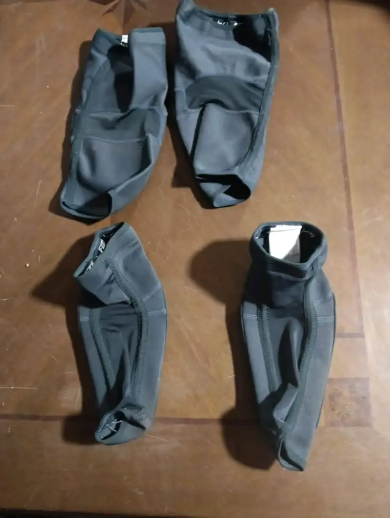 Set de rodilleras y coderas Fox para ciclismo - 2