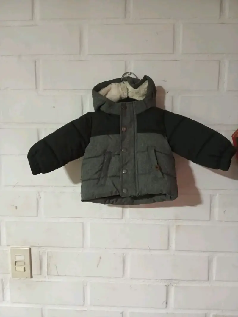Chaqueta de invierno para niño con capucha - 1