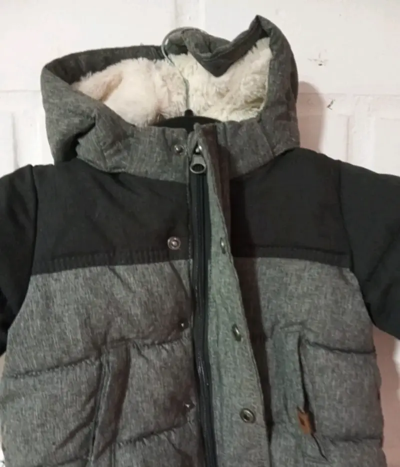 Chaqueta de invierno para niño con capucha - 2