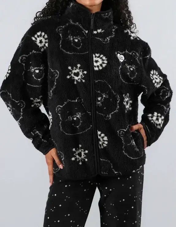 Chaqueta polar negra con diseño de osos - 1