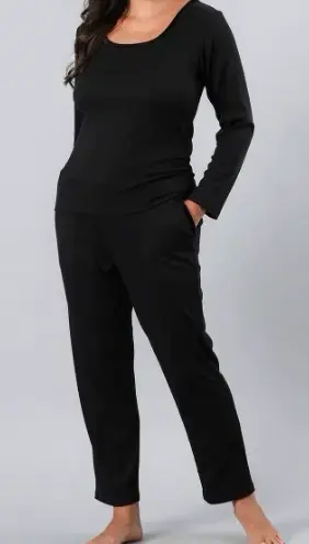 Pijama negro de mujer con pantalón largo