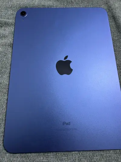 iPad Apple azul en excelente estado - miniatura 1