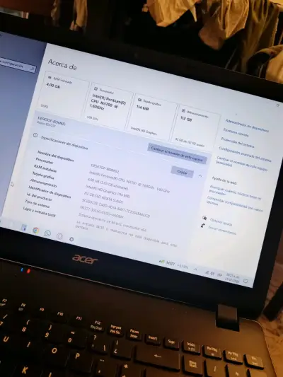 Laptop Acer en buen estado - miniatura 2