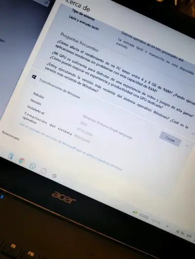 Laptop Acer en buen estado - miniatura 3