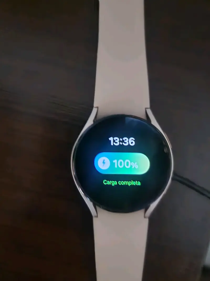 Samsung galaxy watch 4 carga completa - 1