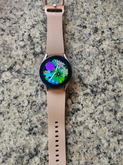 Samsung galaxy watch  4 carga completa - miniatura 2