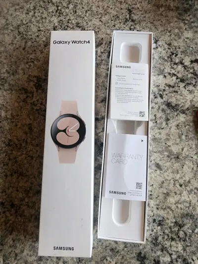 Samsung galaxy watch  4 carga completa - miniatura 3