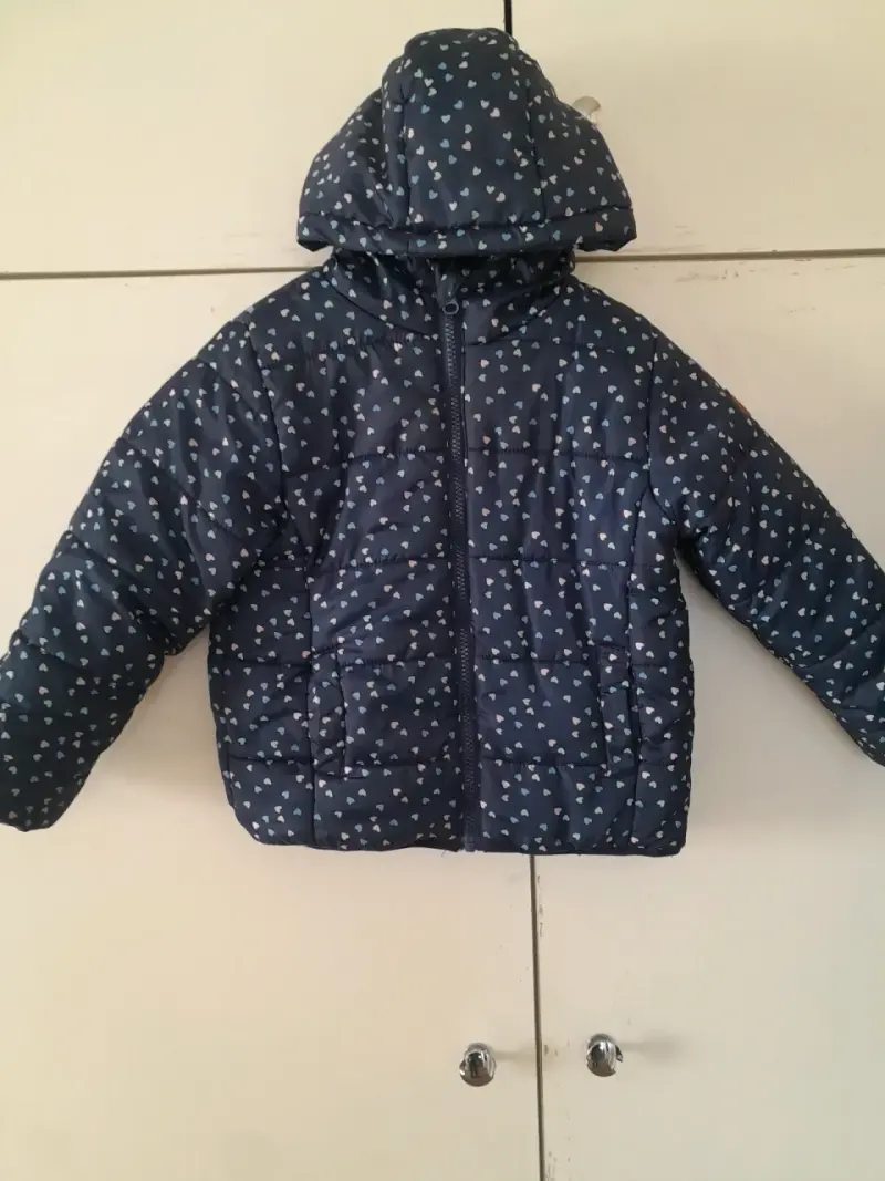 Chaqueta acolchada infantil con capucha - 4