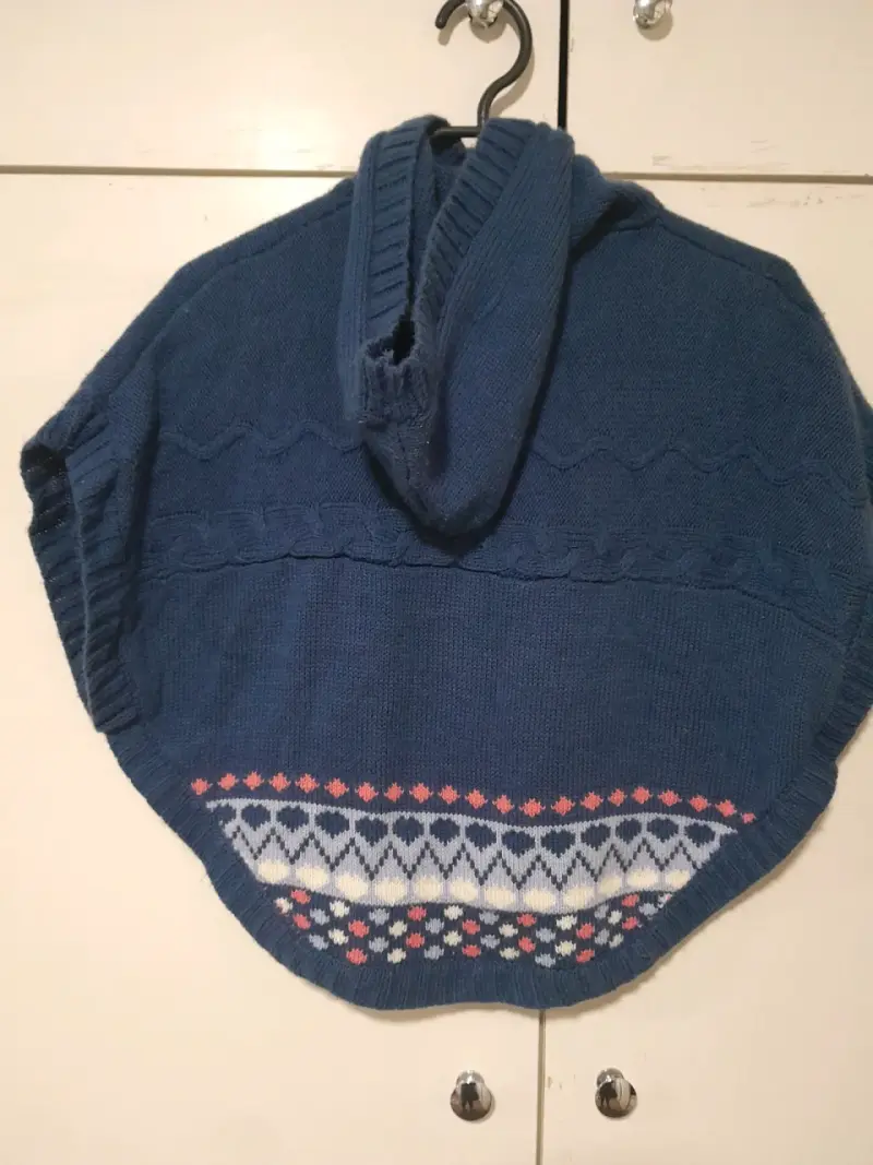 Poncho de lana azul con capucha para niños - 6