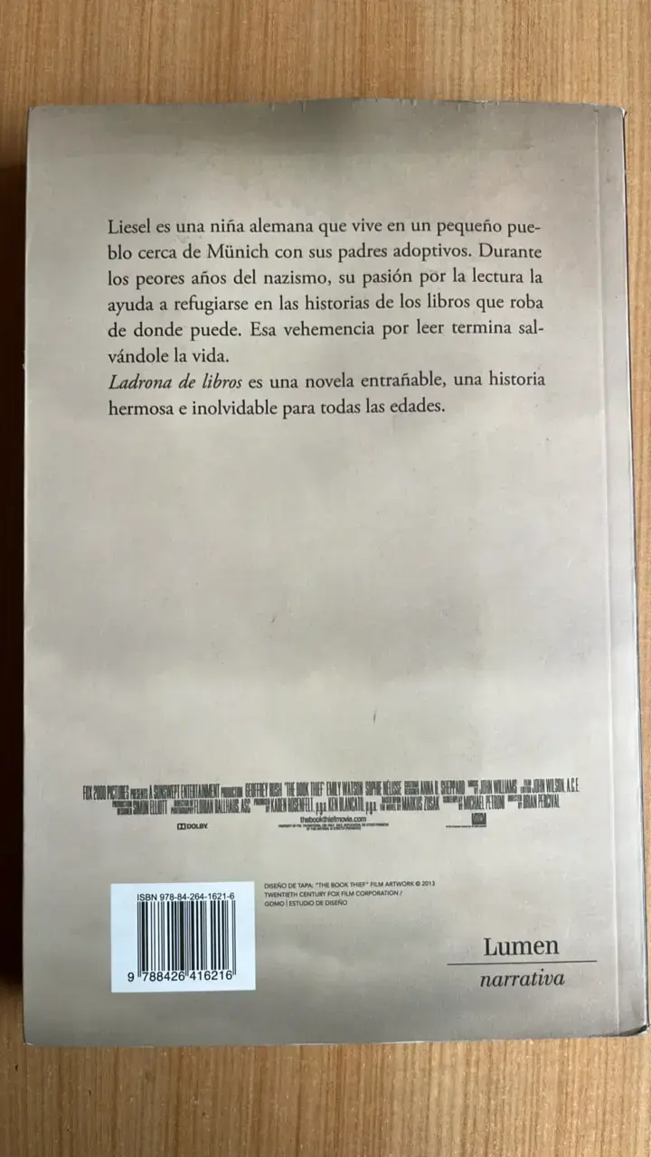 Libro 'La Ladrona de Libros' de Markus Zusak - 2