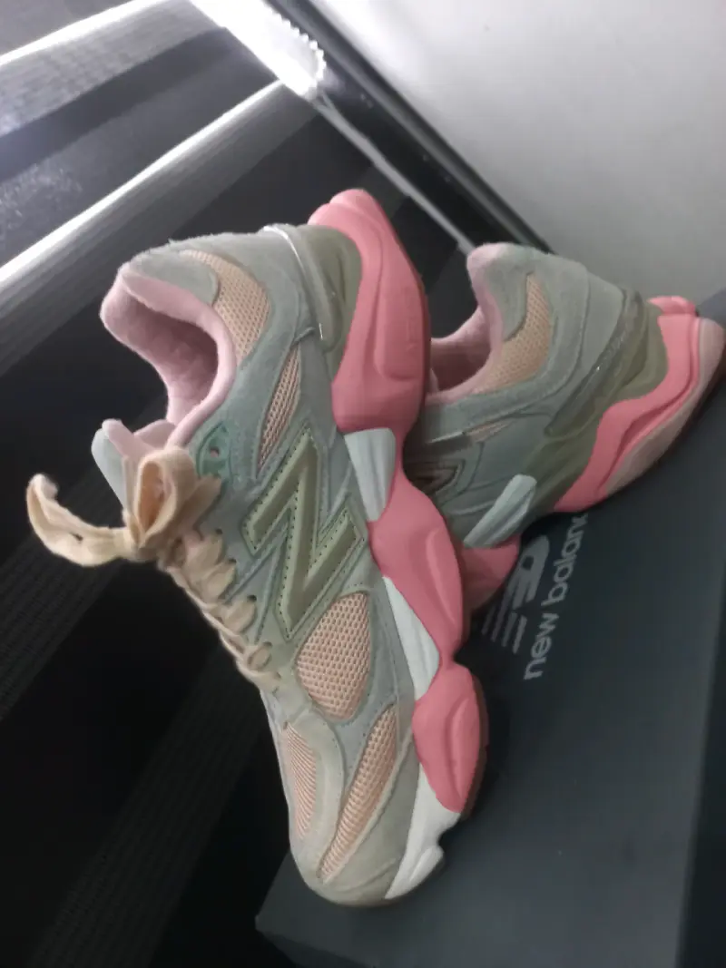 Zapatillas deportivas New Balance color rosa y gris - 3