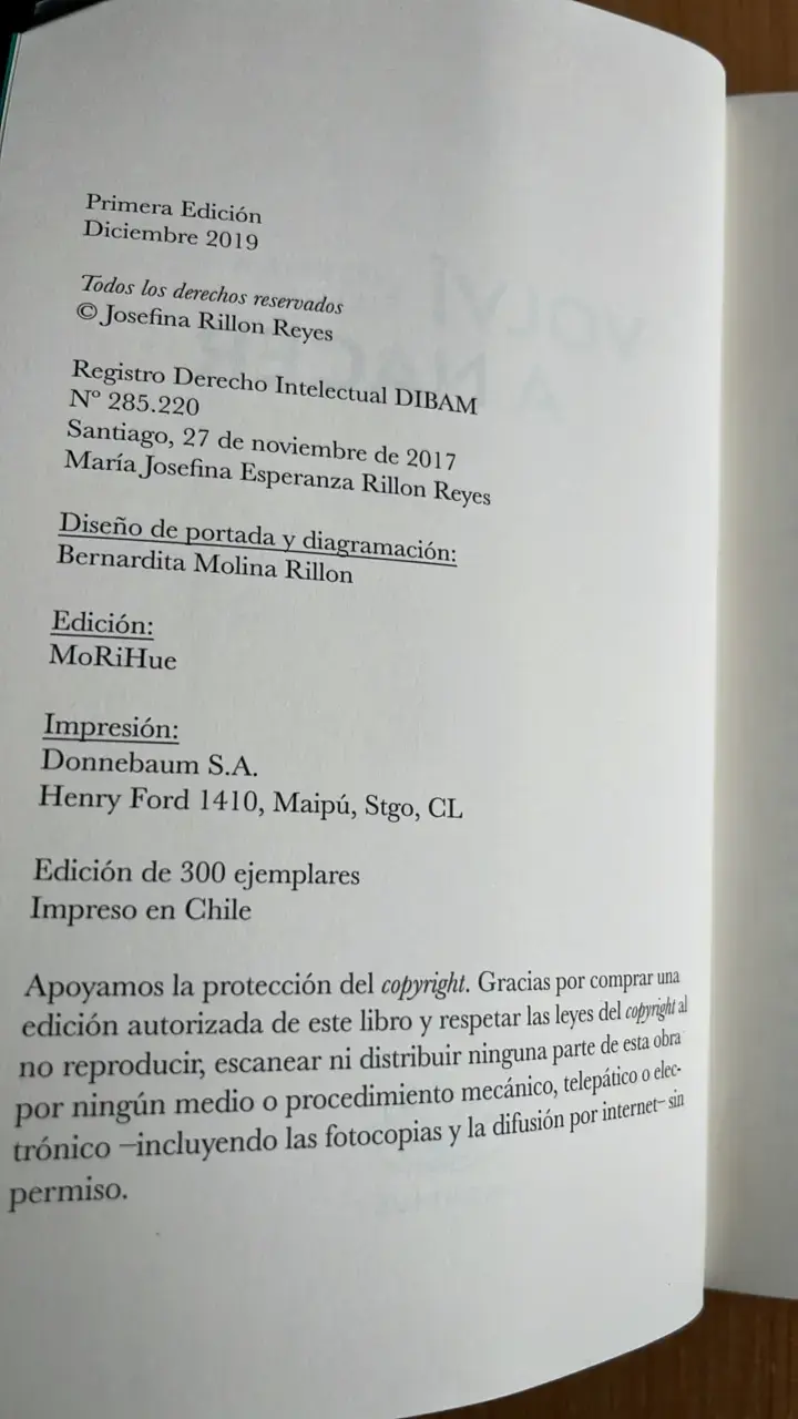 Libro 'Volví a Nacer' de Josefina Rillon - 3