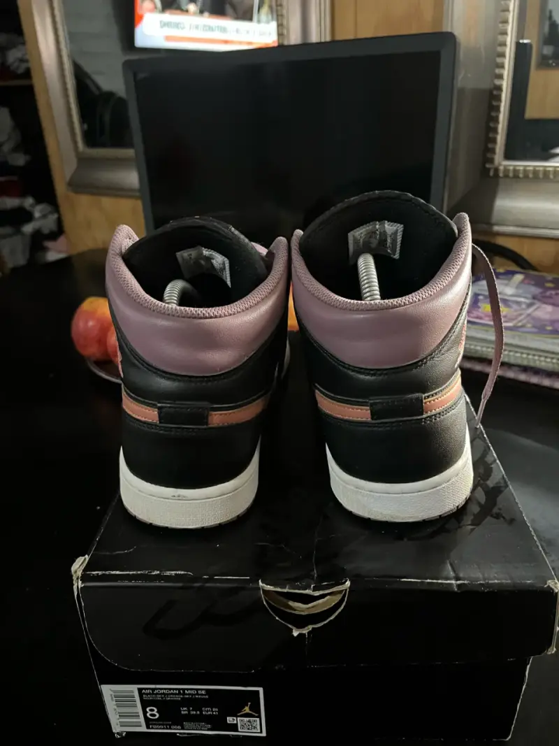Zapatillas deportivas Air Jordan negras y moradas - 3