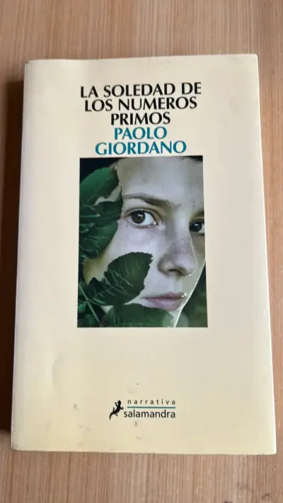 Libro La Soledad de los Números Primos de Paolo Giordano - miniatura 1