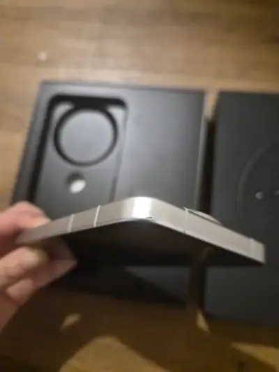 Smartphone Vivo X200 Pro Mini con cámara Zeiss - miniatura 3