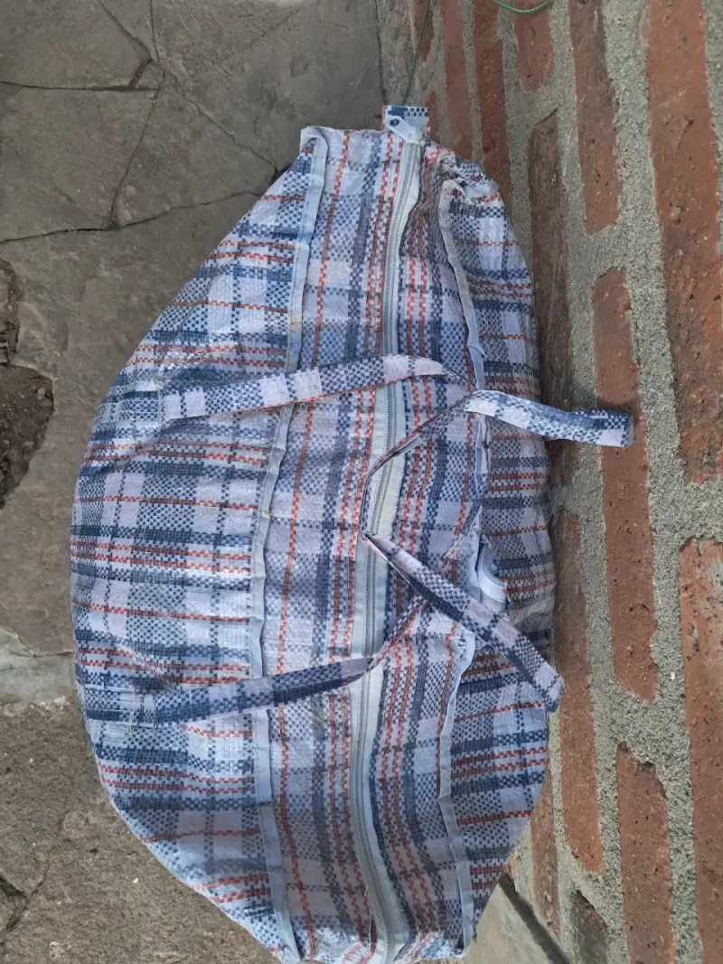 Bolso de tela grande con cierre - 1