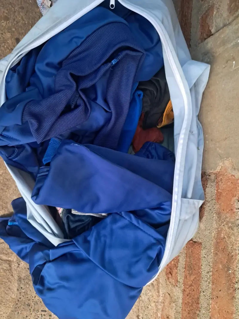 Bolso de tela grande con cierre - 3