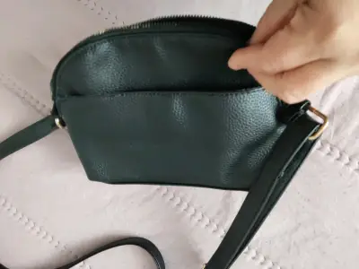 Cartera cruzada negra Secret de cuero sintético - miniatura 2