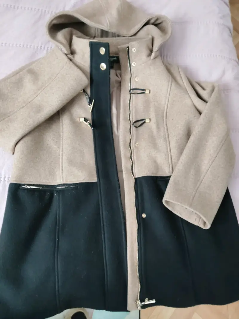 Abrigo Cacharel con capucha beige y negro - 1