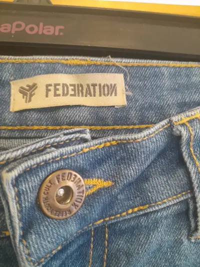 Jeans de niño desgastados azul claro - miniatura 3