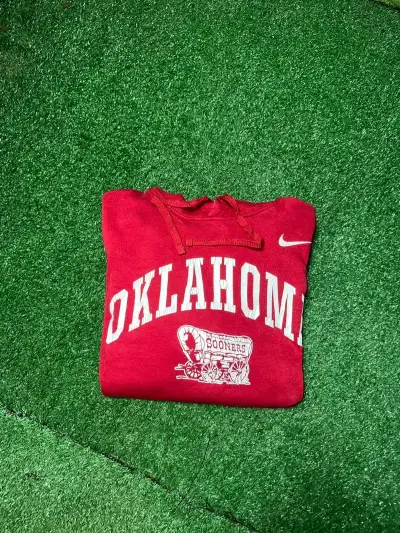 Polerón rojo Oklahoma Nike con capucha - miniatura 1