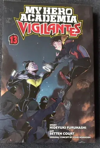 Manga My Hero Academia Vigilantes Volumen 13
