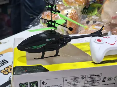 Helicóptero a control remoto Exceed con luces LED - miniatura 1
