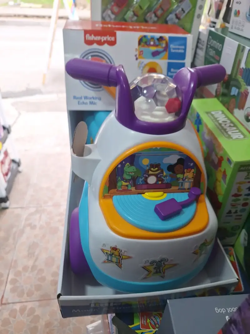 Montable infantil Fisher-Price Little People con luces y sonidos - 2