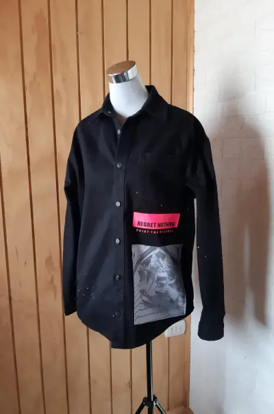 Chaqueta negra ZARA mezclilla talla ML - miniatura 3