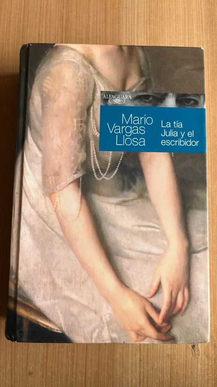 Libro 'La tía Julia y el escribidor' de Mario Vargas Llosa - 1
