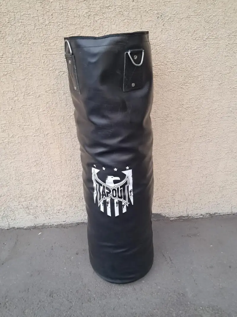 ¡¡¡Oferta!!! Vendo Saco de Boxeo Tapout Negro