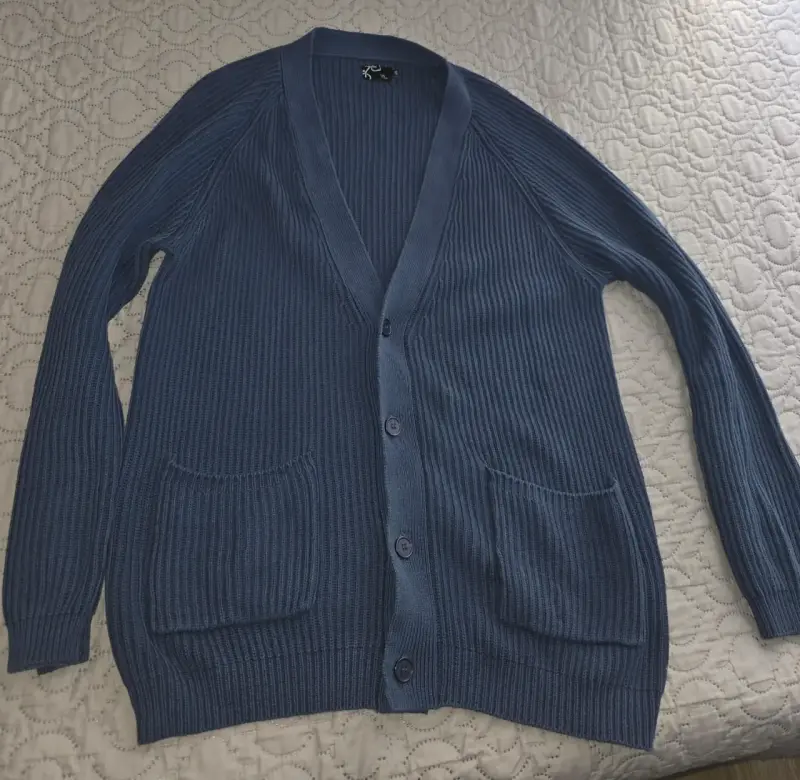🧥💙 Cárdigan de punto color azul