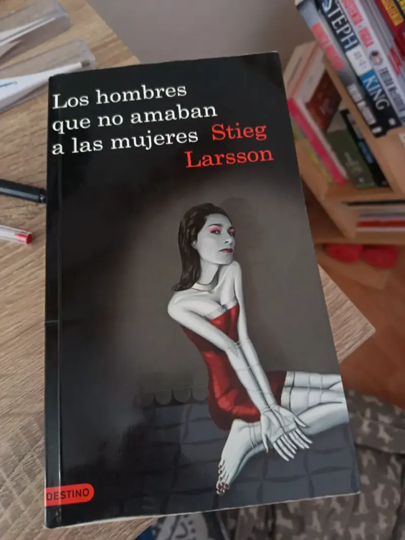 Libro 'Los hombres que no amaban a las mujeres' de Stieg Larsson - 1