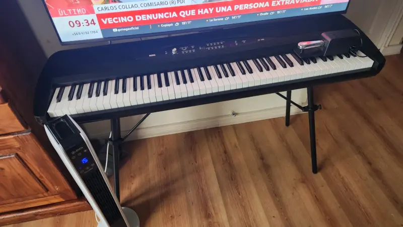 Piano digital Korg SP-280 con soporte - 1