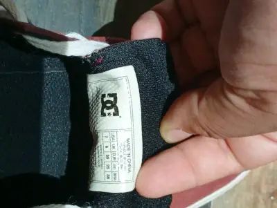 Zapatillas urbanas rojas con cordones - miniatura 5