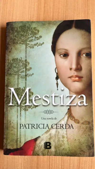 Libro 'Mestiza' de Patricia Cerda - miniatura 1