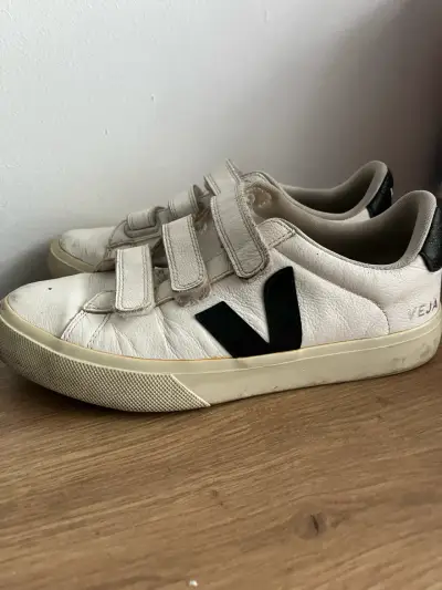Zapatillas blancas Veja con velcro - miniatura 3