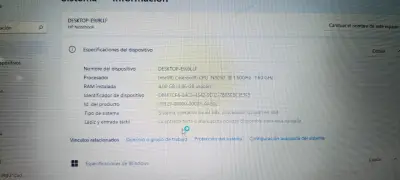 Laptop HP con pantalla de 15 pulgadas - miniatura 4