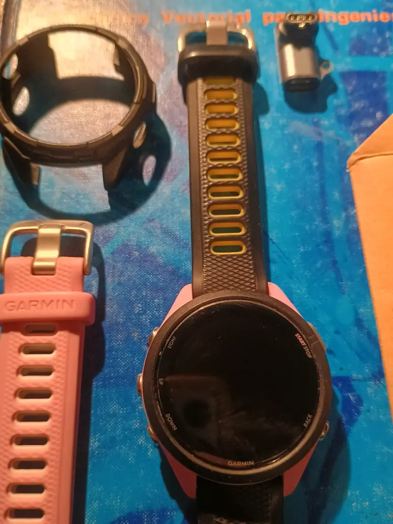Reloj Garmin Forerunner 265S - 2