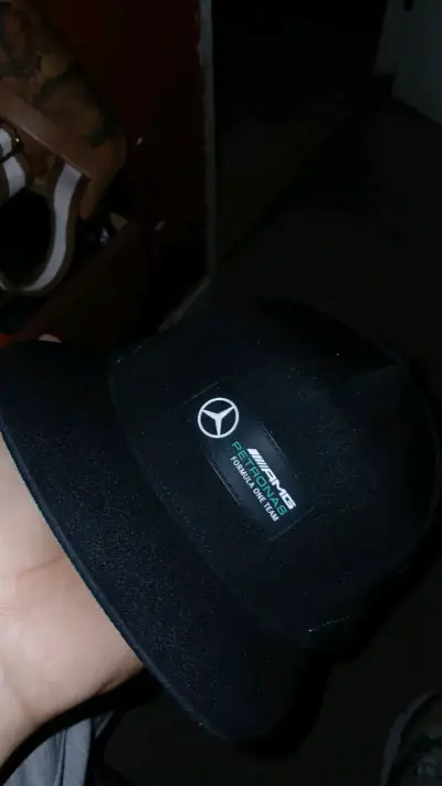 Gorra negra Mercedes AMG Petronas F1 - miniatura 1
