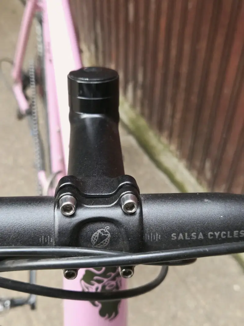 Bicicleta de carretera rosa Satro en buen estado - 5