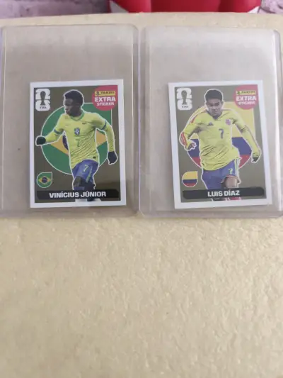 Set de láminas Panini FIFA Vinícius Júnior y Luis Díaz - miniatura 1