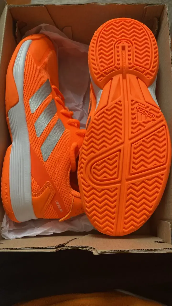 Zapatillas Adidas Ubersonic - 5