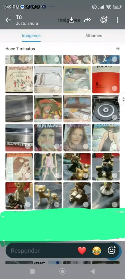 Colección de revistas antiguas y figuras decorativas - miniatura 1